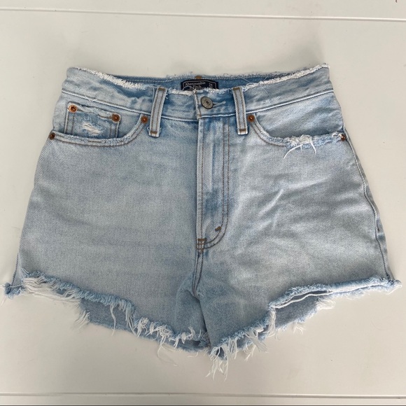 Abercrombie shorts! - Picture 3 of 5
